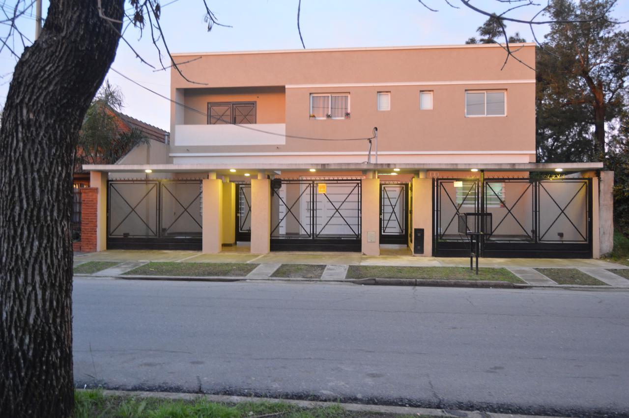 Mendoza Apartments Ezeiza Airport Luis Guillon Buitenkant foto