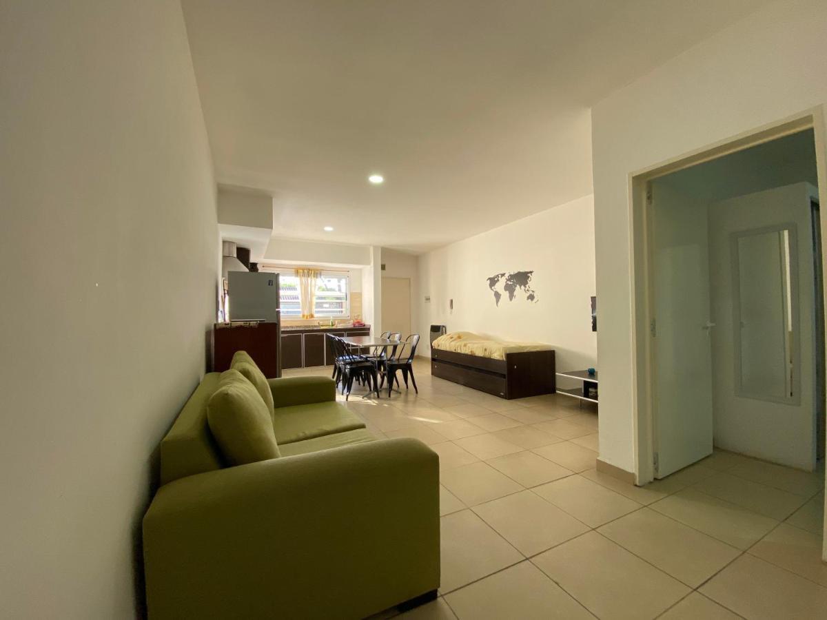 Mendoza Apartments Ezeiza Airport Luis Guillon Buitenkant foto