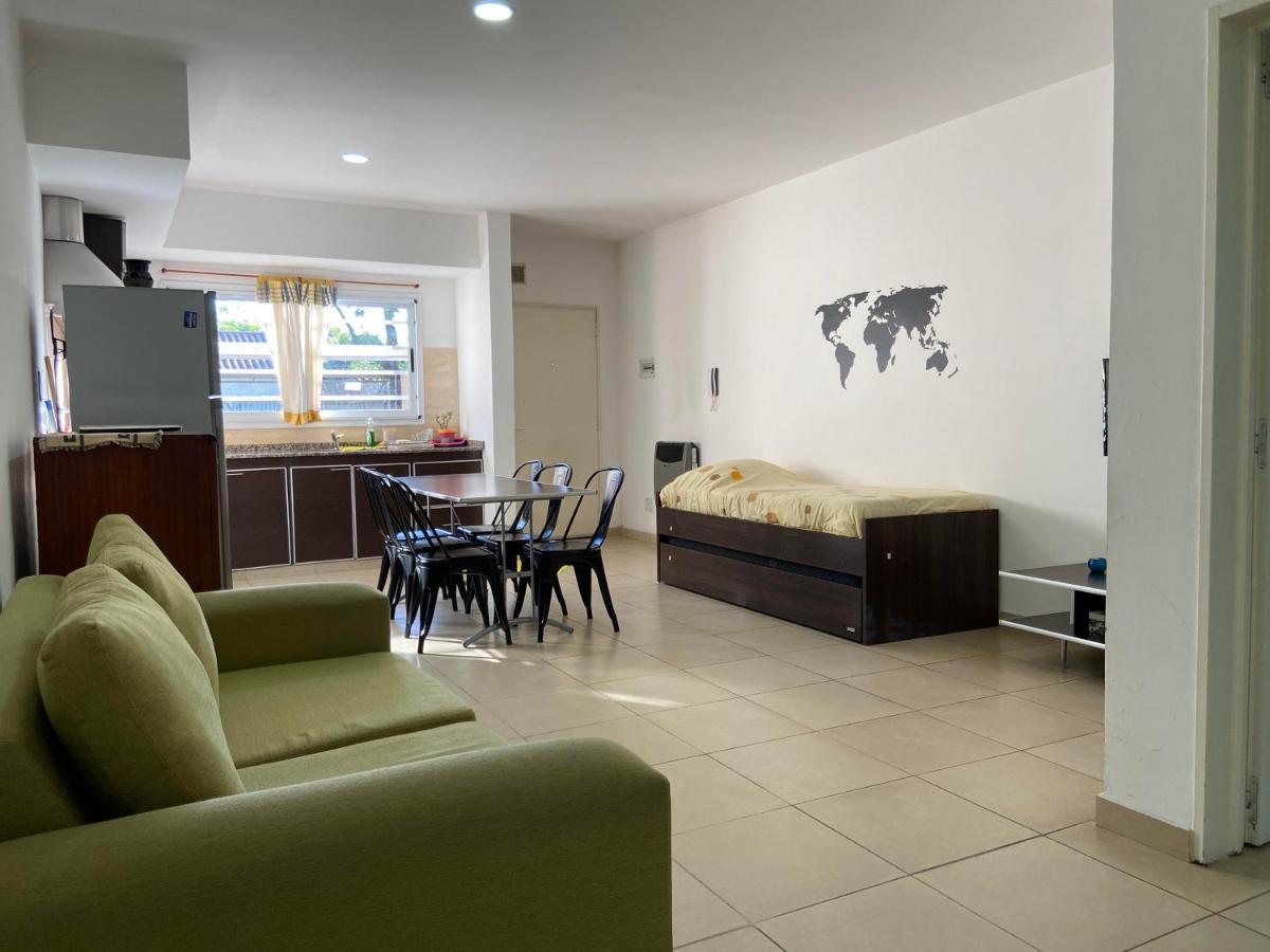 Mendoza Apartments Ezeiza Airport Luis Guillon Buitenkant foto